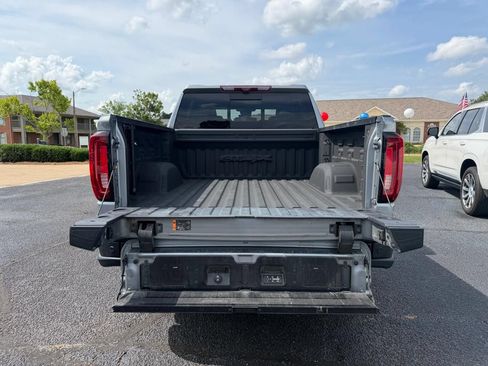 Used 2023 GMC Sierra 1500 AT4X w/ AT4X AEV Edition AWD/4WD image 7