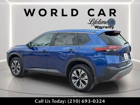 Used 2023 Nissan Rogue SV FWD image 5