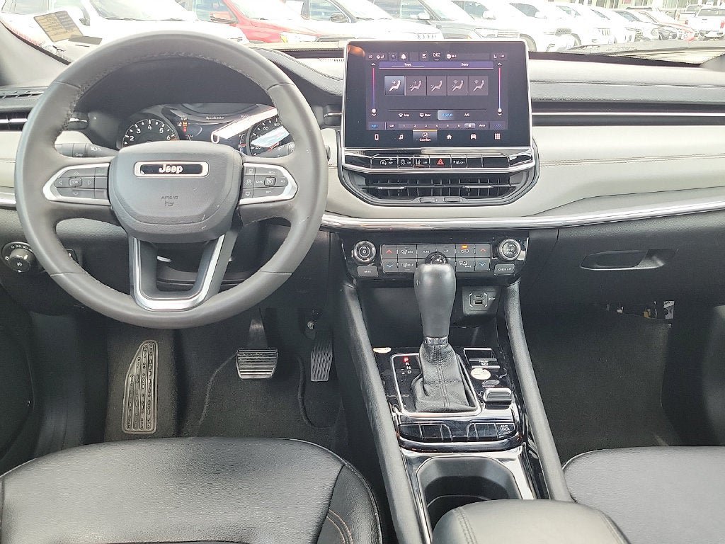 Used 2024 Jeep Compass Limited AWD/4WD image 10