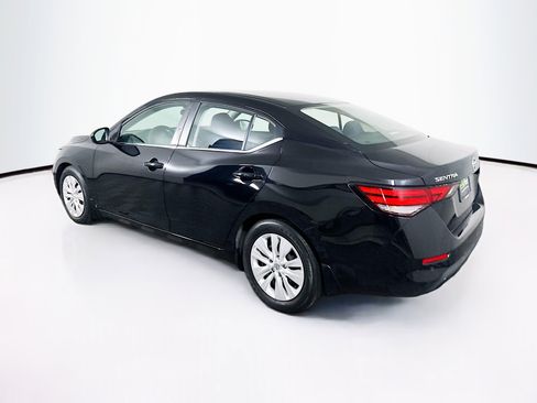 Used 2023 Nissan Sentra S image 5