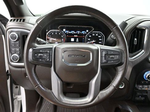 Used 2020 GMC Sierra 1500 Denali w/ Denali Ultimate Package AWD/4WD image 16