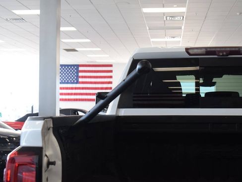 Used 2020 GMC Sierra 2500 AT4 w/ AT4 Premium Package AWD/4WD image 16
