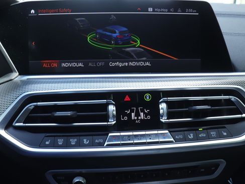 Used 2022 BMW X5 sDrive40i w/ M Sport Package image 37