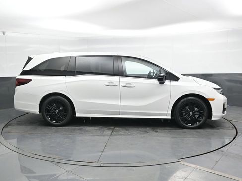 New 2026 Honda Odyssey Sport-L image 3