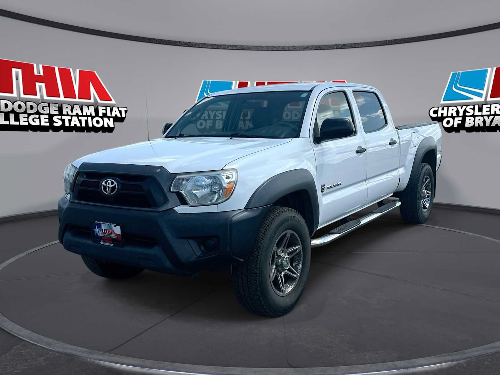 Used 2014 Toyota Tacoma 4x4 Double Cab w/ Convenience Package image 1