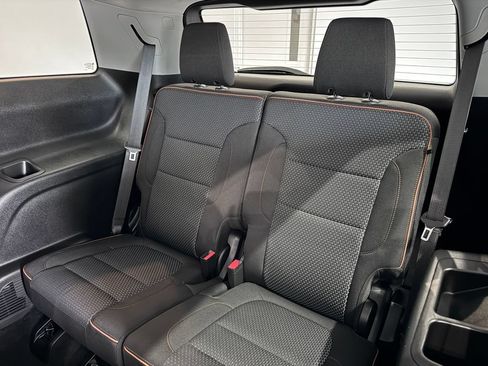 Certified 2023 GMC Acadia AT4 AWD/4WD image 11