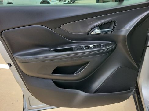 Used 2019 Buick Encore Essence w/ Safety Package II FWD image 18