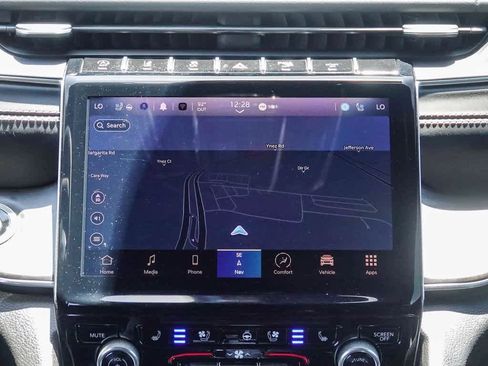 Certified 2022 Jeep Grand Cherokee L Overland w/ Luxury Tech Group IV image 13