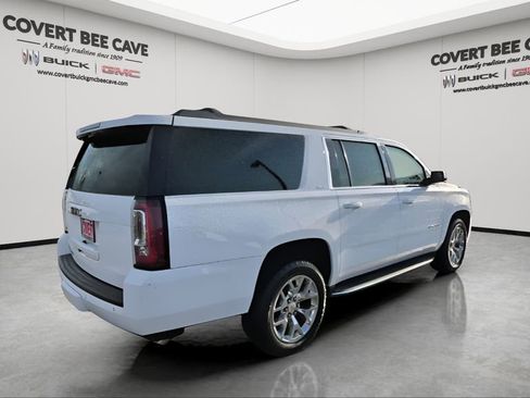 Used 2018 GMC Yukon XL SLE w/ SLE Value Package image 9