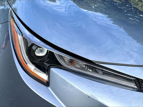 Certified 2025 Toyota Corolla LE w/ Convenience Package FWD image 28