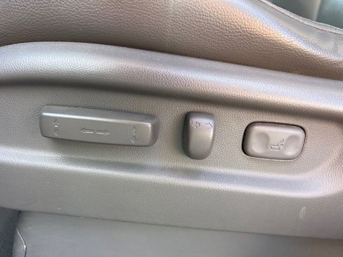 Used 2011 Honda Odyssey EX-L image 25