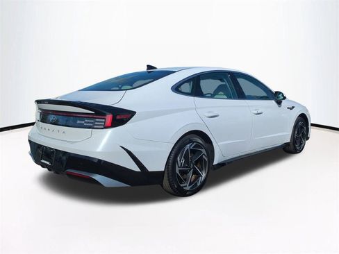 New 2026 Hyundai Sonata SEL FWD image 5