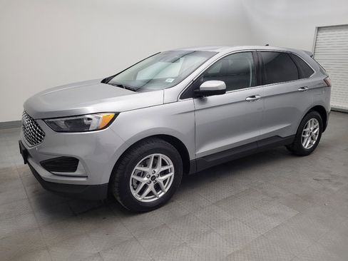 Used 2024 Ford Edge SEL AWD/4WD image 2