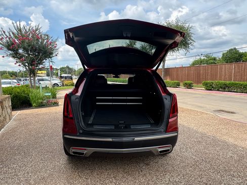 Used 2024 Cadillac XT5 Premium Luxury FWD image 13