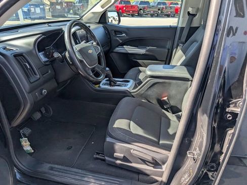 Used 2020 Chevrolet Colorado LT w/ Safety Package RWD image 2