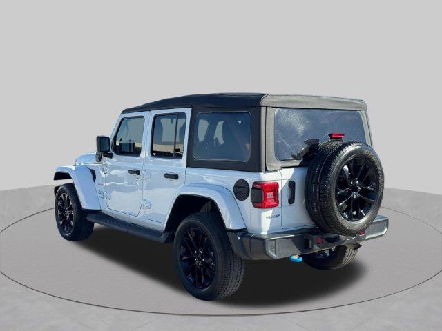 Used 2022 Jeep Wrangler Unlimited Sahara w/ Safety Group AWD/4WD image 7