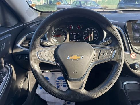 Used 2024 Chevrolet Malibu LT image 17