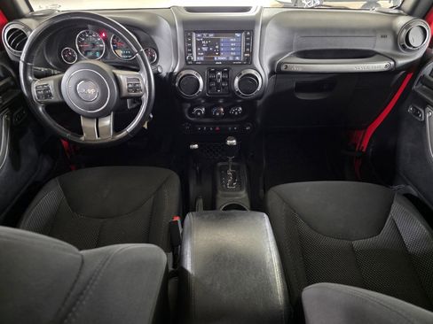 Used 2016 Jeep Wrangler Unlimited Sport image 14