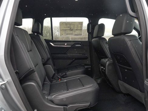 New 2026 GMC Acadia Elevation w/ Elevation Premium Package image 12