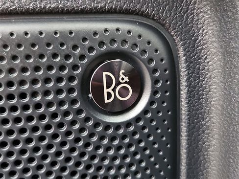 Used 2021 Ford Escape Titanium w/ Titanium Elite Package image 26