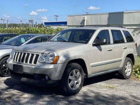 Used 2008 Jeep Grand Cherokee Laredo RWD image 2