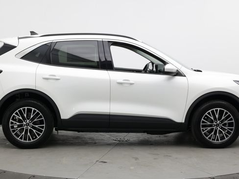 Used 2024 Ford Escape SE FWD image 8