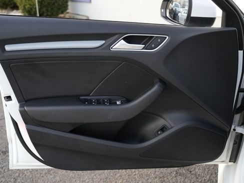 Used 2016 Audi A3 e-tron Premium Plus image 24