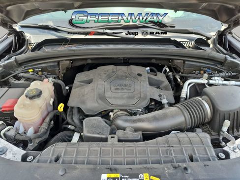 Used 2022 Jeep Grand Cherokee L Summit AWD/4WD image 7