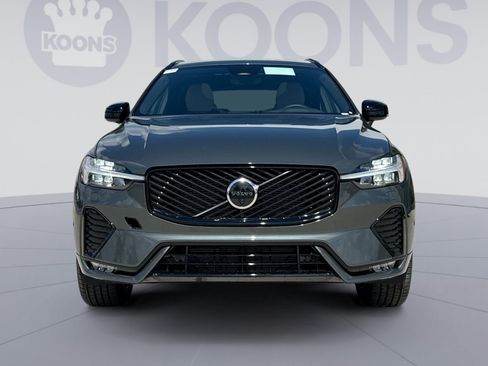 New 2026 Volvo XC60 B5 Plus w/ Protection Package Premier AWD/4WD image 11