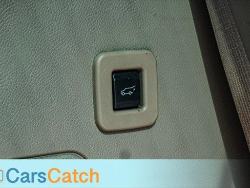 Used 2016 Lincoln Navigator Select image 40