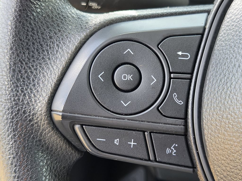 Used 2026 Toyota Corolla LE FWD image 22
