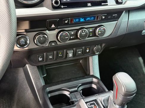 Used 2023 Toyota Tacoma TRD Pro AWD/4WD image 21