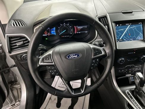 Used 2018 Ford Edge SEL w/ Equipment Group 201A image 4