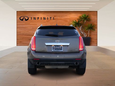 Used 2015 Cadillac SRX Luxury w/ Driver Awareness Package image 6