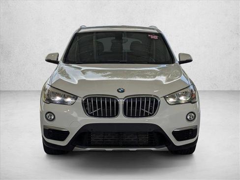 Used 2018 BMW X1 sDrive28i FWD image 2