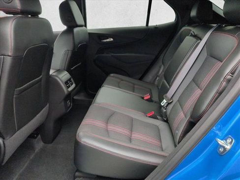 Used 2024 Chevrolet Equinox RS FWD image 18