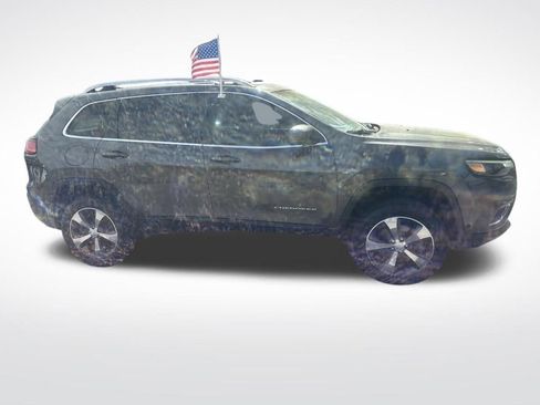 Used 2019 Jeep Cherokee Limited AWD/4WD image 30