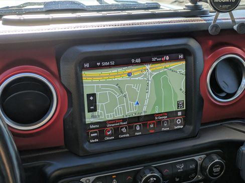 Used 2021 Jeep Wrangler Unlimited Rubicon image 23