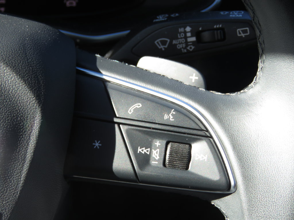 Used 2023 Audi Q7 3.0T Premium AWD/4WD image 24