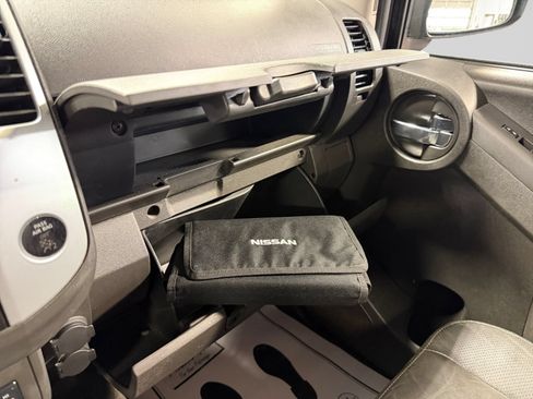 Used 2015 Nissan Xterra PRO-4X w/ Pro-4x Leather Package AWD/4WD image 34