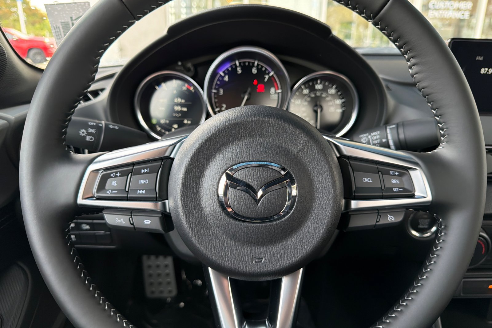 New 2026 MAZDA MX-5 Miata Club w/ Interior Package RWD image 24