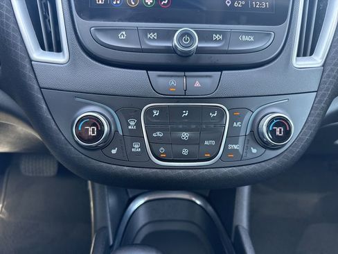 Used 2024 Chevrolet Malibu LT w/ Midnight Edition image 21