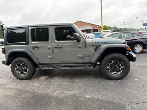 Used 2023 Jeep Wrangler Unlimited Rubicon 4xe w/ Cold Weather Group AWD/4WD image 4