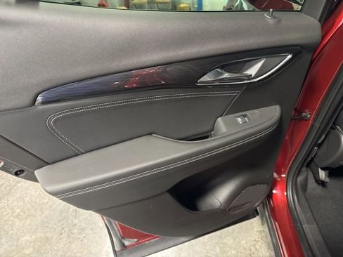 Used 2022 Buick Envision Essence w/ Sport Touring Package image 29