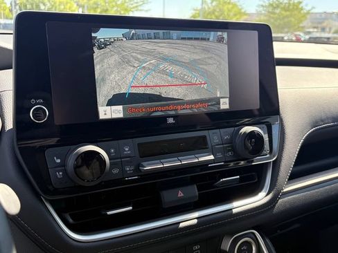Certified 2024 Toyota Grand Highlander FWD image 22