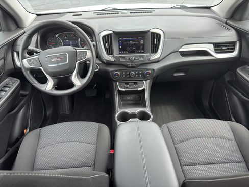 Used 2022 GMC Terrain SLE w/ Driver Convenience Package FWD image 18
