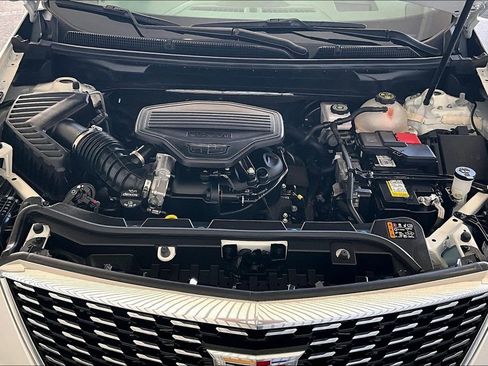Used 2023 Cadillac XT5 Premium Luxury w/ Technology Package FWD image 30