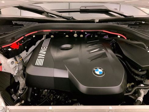Used 2025 BMW X3 xDrive30i w/ Premium Package image 9