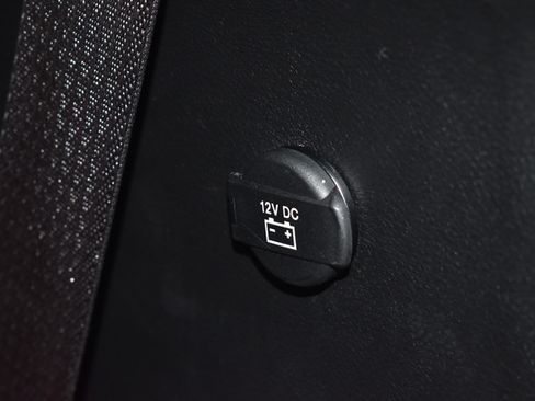 Certified 2025 Chrysler Pacifica Select FWD image 22