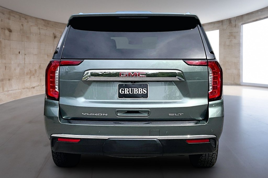 Used 2023 GMC Yukon SLT AWD/4WD image 5